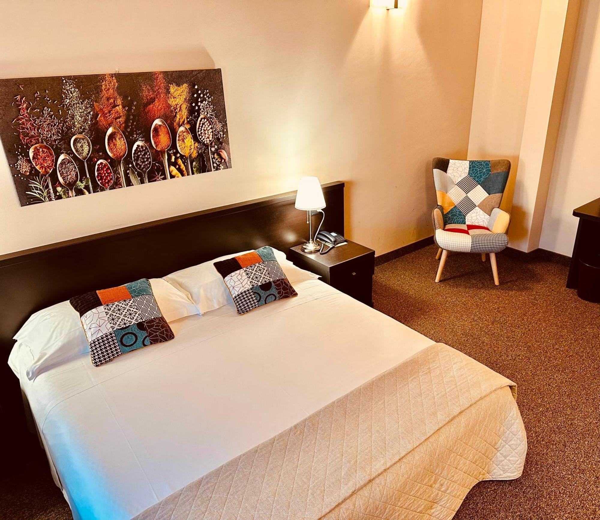 Hotel Malpensa Inn Aereoporto Tornavento  Екстер'єр фото